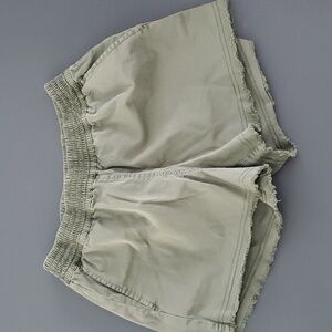 Vineyard Vines Olive Shorts Size XS